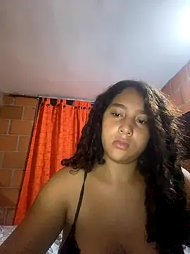 Snapshot of AnaisVelvet11 chatting on November 2025 12:20:02 AM AnaisVelvet11 online show from November 2025 12:20:02 AM