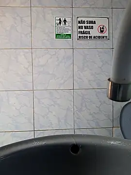 Snapshot of Negodabenga chatting on November 2025 06:19:02 PM Negodabenga online show from November 2025 06:19:02 PM