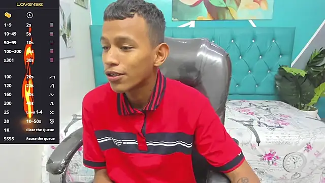 Snapshot of Rory_castro chatting on October 2025 10:42:02 PM Rory castro online show from October 2025 10:42:02 PM