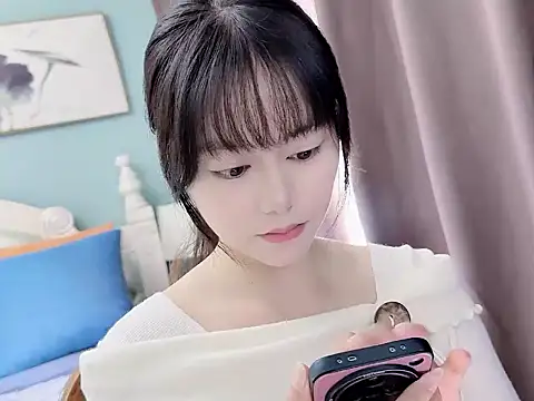 Snapshot of sarah111 chatting on November 2025 03:27:01 AM sarah111 online show from November 2025 03:27:01 AM