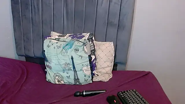 ChubbyBuddyxXx online show from October 2025 12:53:02 AM