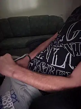 G-boy40 online show from October 2025 01:19:01 PM