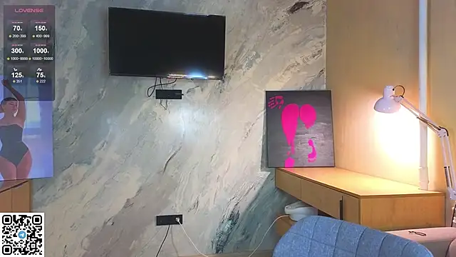 miss bubbles  online show from October 2025 12:45:01 AM