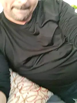 Bradd 32 online show from October 2025 05:04:02 PM