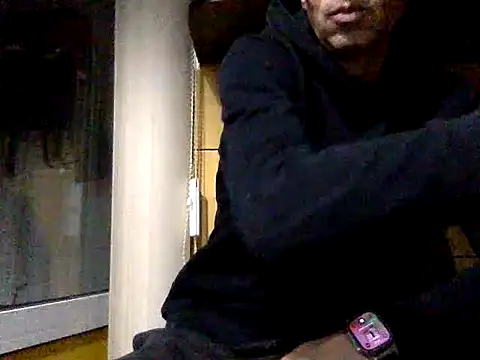 Snapshot of adiluci1 chatting on November 2025 06:42:02 PM adiluci1 online show from November 2025 06:42:02 PM