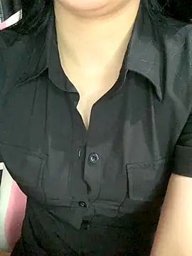 Snapshot of Linhtruong_ chatting on September 2025 04:27:01 AM Linhtruong online show from September 2025 04:27:01 AM