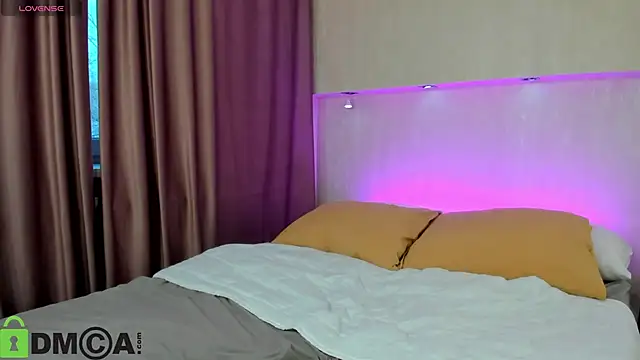 Snapshot of Adelina_Bliss chatting on October 2025 01:14:02 AM Adelina Bliss online show from October 2025 01:14:02 AM