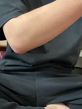 C-4bomb online show from October 2025 12:50:01 PM