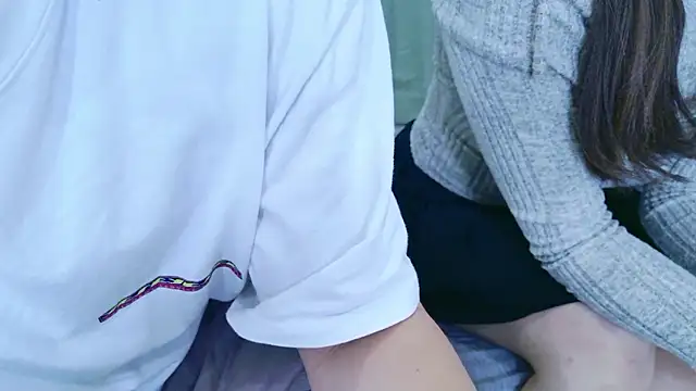 C-4bomb online show from November 2025 08:53:02 AM