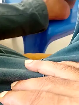 Snapshot of hackyourpussy@xh chatting on November 2025 09:20:02 AM hackyourpussyxh online show from November 2025 09:20:02 AM