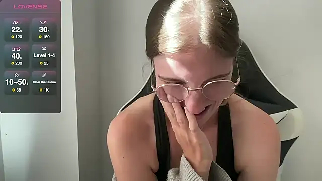 Snapshot of BustyKellyXXX chatting on September 2025 10:15:01 AM BustyKellyXXX online show from September 2025 10:15:01 AM