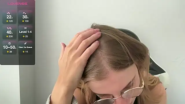 Snapshot of BustyKellyXXX chatting on September 2025 09:10:02 AM BustyKellyXXX online show from September 2025 09:10:02 AM