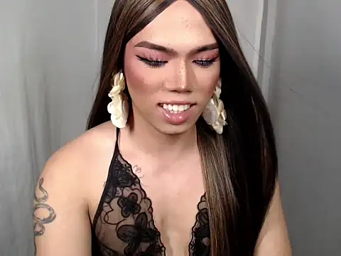 Queen alena online show from October 2025 04:21:01 AM