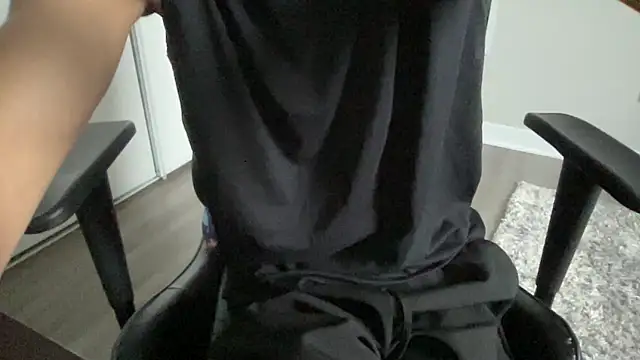 Snapshot of 0xdeexnutz chatting on October 2025 03:22:02 PM 0xdeexnutz online show from October 2025 03:22:02 PM