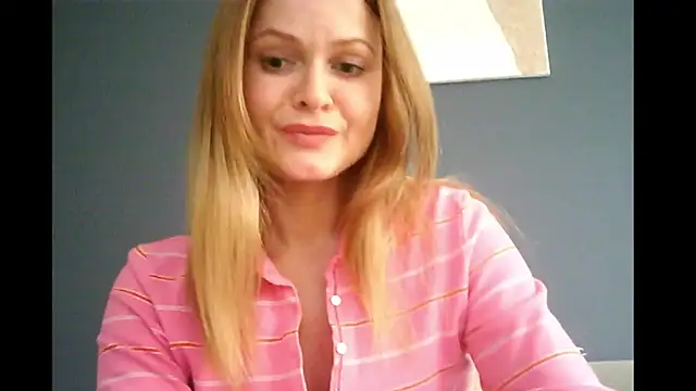 Snapshot of Ginger-bb chatting on October 2025 01:24:02 PM Ginger-bb online show from October 2025 01:24:02 PM