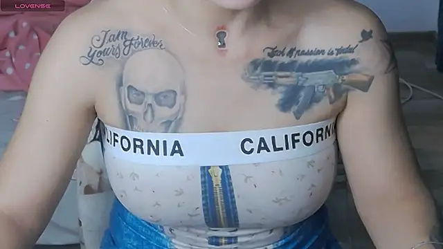 KatyNolann online show from October 2025 05:37:01 AM