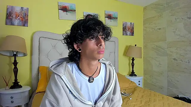 Snapshot of Ibratxandy chatting on October 2025 03:24:01 PM Ibratxandy online show from October 2025 03:24:01 PM