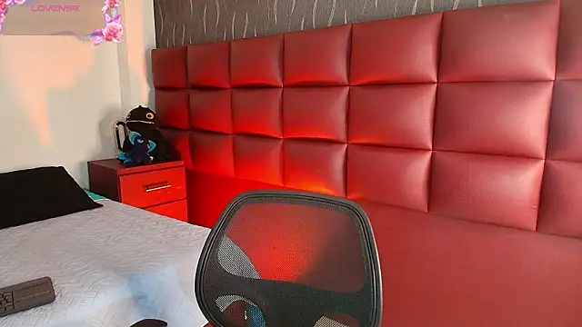 Snapshot of Asta_Black chatting on October 2025 11:14:01 PM Asta Black online show from October 2025 11:14:01 PM