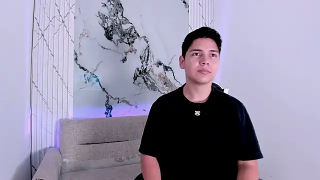 Snapshot of Asta_Black chatting on October 2025 10:32:02 PM Asta Black online show from October 2025 10:32:02 PM