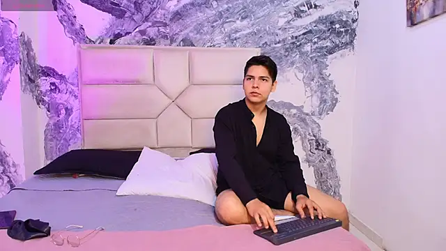 Snapshot of Asta_Black chatting on October 2025 05:32:01 AM Asta Black online show from October 2025 05:32:01 AM