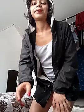 Snapshot of Tendercouple1 chatting on November 2025 07:13:02 PM Tendercouple1 online show from November 2025 07:13:02 PM