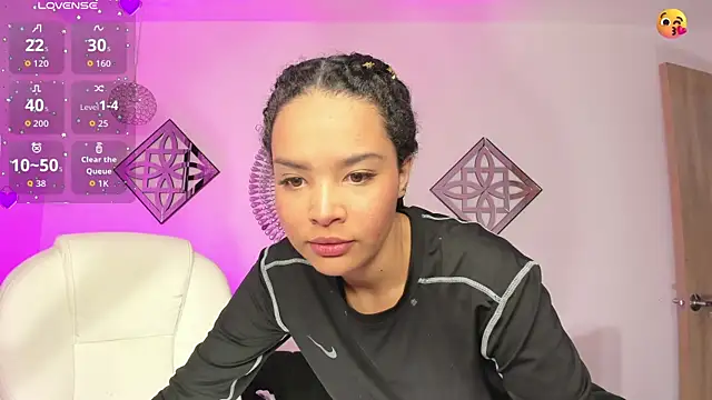 Snapshot of Ayshel_cooperr chatting on October 2025 02:25:02 AM Ayshel cooperr online show from October 2025 02:25:02 AM