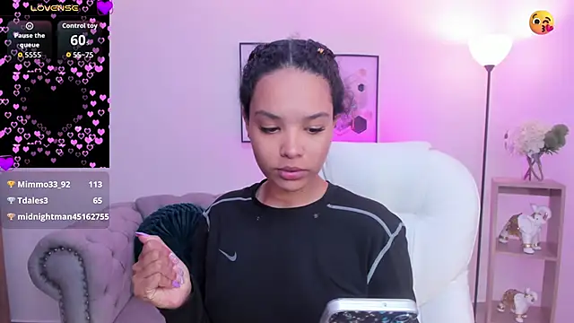 Snapshot of Ayshel_cooperr chatting on October 2025 03:18:02 AM Ayshel cooperr online show from October 2025 03:18:02 AM