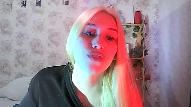 Snapshot of ClaireLaSweet chatting on November 2025 04:12:01 AM ClaireLaSweet online show from November 2025 04:12:01 AM