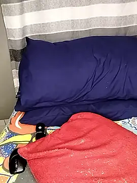 Berryangel03 online show from October 2025 12:43:01 AM