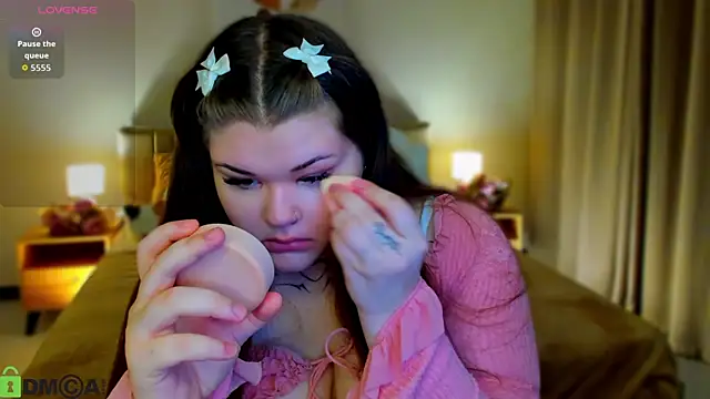 elle one online show from October 2025 04:09:02 AM