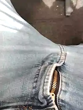 Snapshot of Ajayy01 chatting on September 2025 10:15:01 AM Ajayy01 online show from September 2025 10:15:01 AM