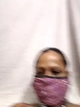 shalubhabhi69 online show from November 2025 07:04:02 PM