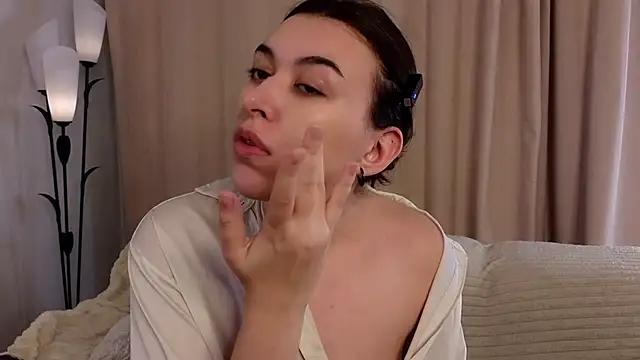 LilianBuskey online show from September 2025 11:09:01 AM