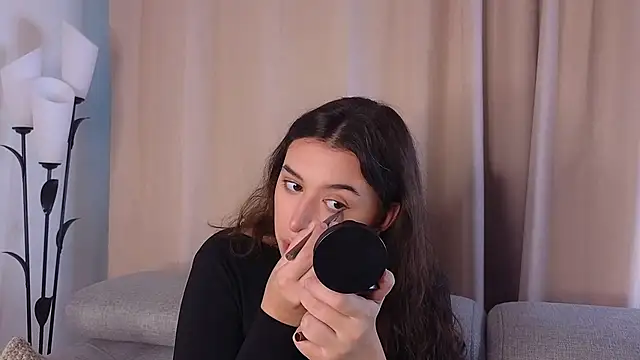 LilianBuskey online show from September 2025 11:22:02 AM