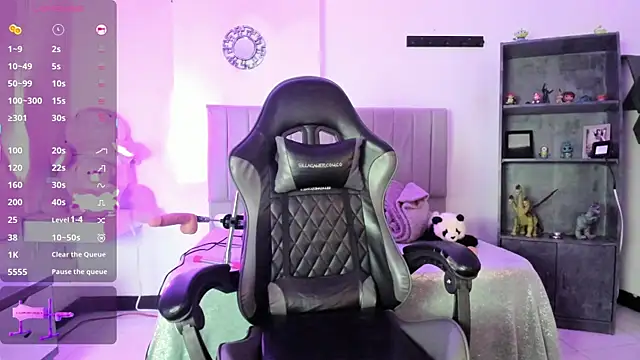 Snapshot of Scarlett21__ chatting on October 2025 04:45:02 AM Scarlett21 online show from October 2025 04:45:02 AM