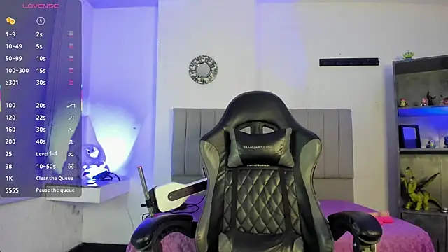 Snapshot of Scarlett21__ chatting on October 2025 04:57:02 AM Scarlett21 online show from October 2025 04:57:02 AM