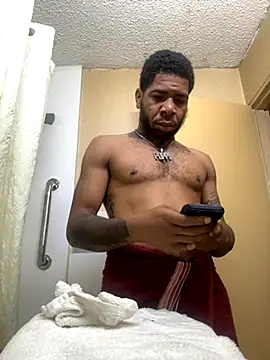 Snapshot of 1mistaGoodWood chatting on October 2025 12:38:02 PM 1mistaGoodWood online show from October 2025 12:38:02 PM