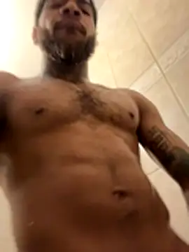 Snapshot of 1mistaGoodWood chatting on November 2025 11:21:02 AM 1mistaGoodWood online show from November 2025 11:21:02 AM