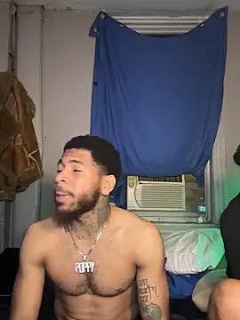 Snapshot of 1mistaGoodWood chatting on November 2025 05:35:01 AM 1mistaGoodWood online show from November 2025 05:35:01 AM