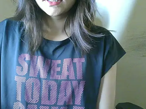 Honey-darlin online show from September 2025 10:47:01 PM