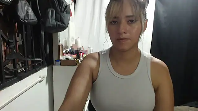 annie clark2 online show from October 2025 02:08:02 AM