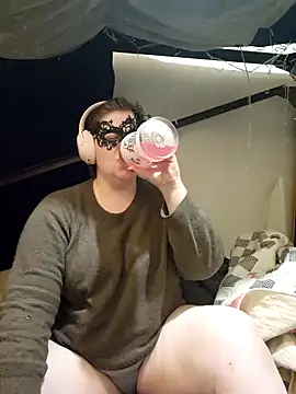 VeiledMuse online show from October 2025 01:17:02 AM