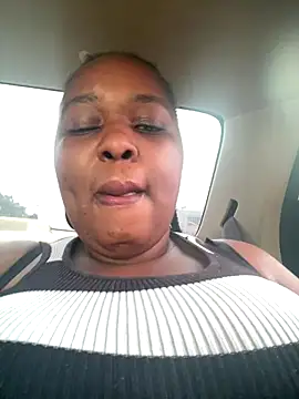 Snapshot of SEXYBOOBS21D chatting on October 2025 06:59:01 AM SEXYBOOBS21D online show from October 2025 06:59:01 AM