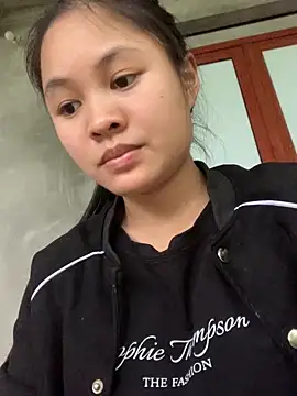 Snapshot of NhuFox chatting on October 2025 09:20:01 AM NhuFox online show from October 2025 09:20:01 AM