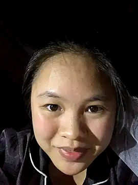 Snapshot of NhuFox chatting on October 2025 12:31:01 PM NhuFox online show from October 2025 12:31:01 PM