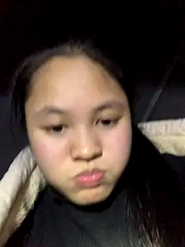 Snapshot of NhuFox chatting on November 2025 01:45:01 PM NhuFox online show from November 2025 01:45:01 PM