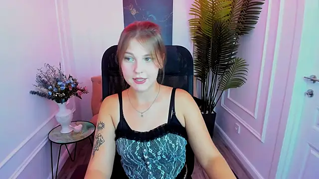 SaraMayki online show from September 2025 07:57:01 PM
