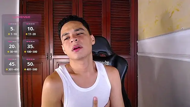 Snapshot of edy_play chatting on October 2025 04:19:02 AM edy play online show from October 2025 04:19:02 AM