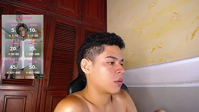 Snapshot of edy_play chatting on October 2025 04:10:02 AM edy play online show from October 2025 04:10:02 AM