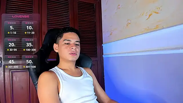 Snapshot of edy_play chatting on October 2025 03:54:02 AM edy play online show from October 2025 03:54:02 AM